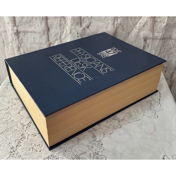 1993 PDR #47 Edition Physicians Desk Reference - Picture 2 of 5